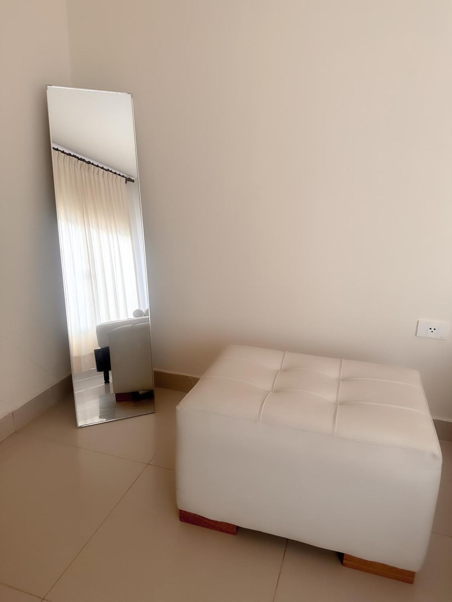 Suite Posada Express With Free Airport Shuttle Santa Cruz de La Sierra Exterior foto